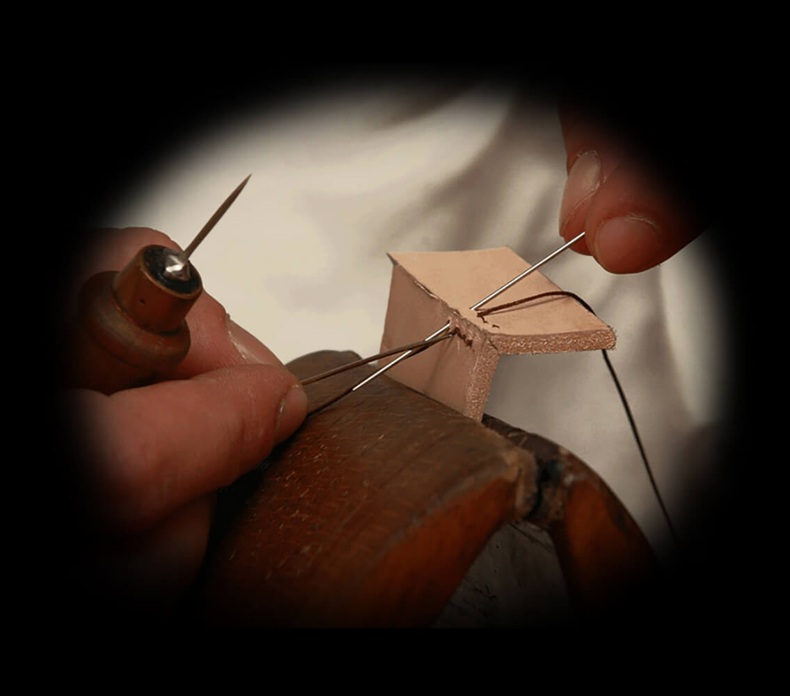 Kéttűs kézi élvarrás